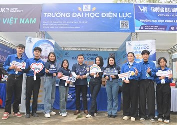 Đồng hành cùng học sinh Ninh Bình tại Ngày hội tư vấn Tuyển sinh – Hướng nghiệp năm 2026